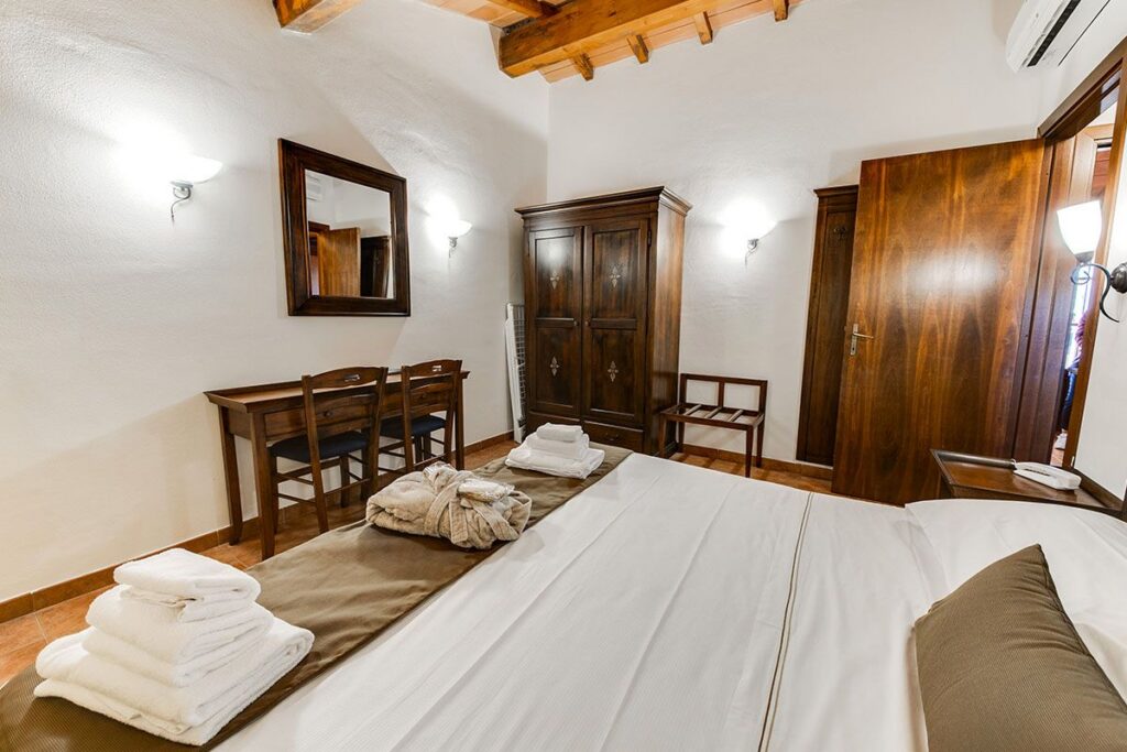 Family · Borgo Magliano · 6